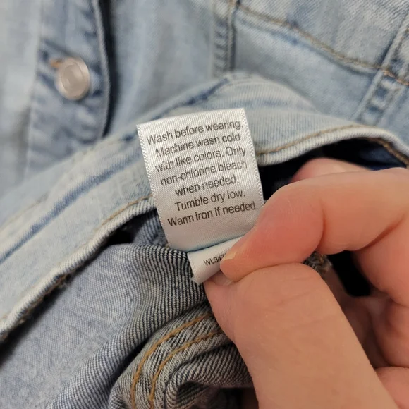 LC Lauren Conrad New Core Denim Jacket - Picture 13 of 13